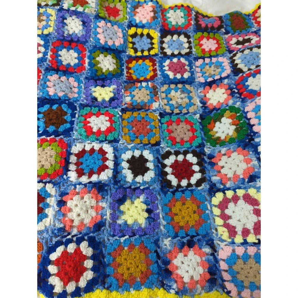 Handmade crocheted granny square‎ Afghan blanket throw yellow trim blue red pink